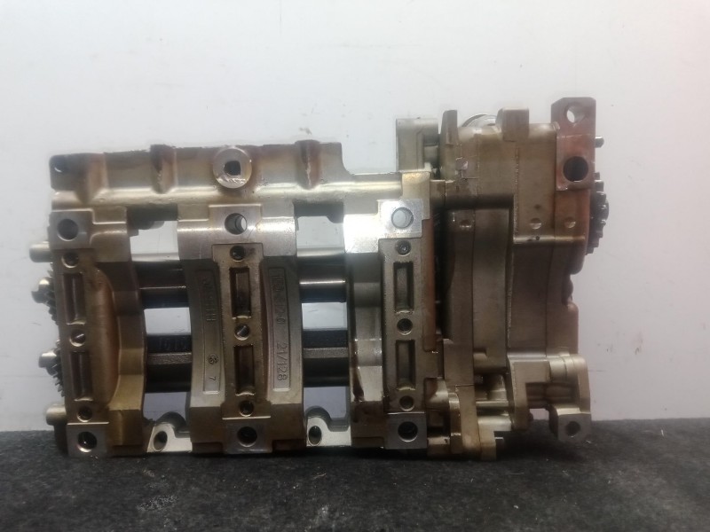 Recambio de bomba aceite para bmw x3 (e83) 2.0 i referencia OEM IAM 070570565  
