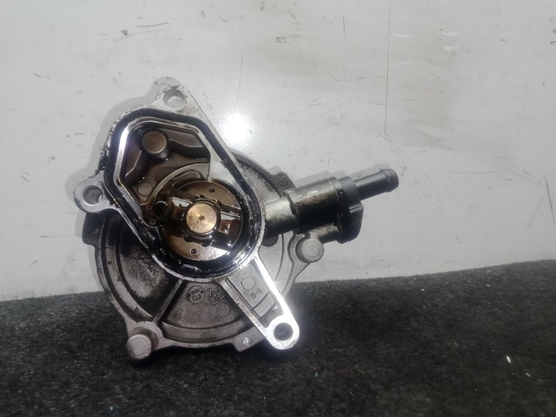 Recambio de depresor freno / bomba vacio para hyundai i30 (gd) 1.4 crdi referencia OEM IAM 288102A101  