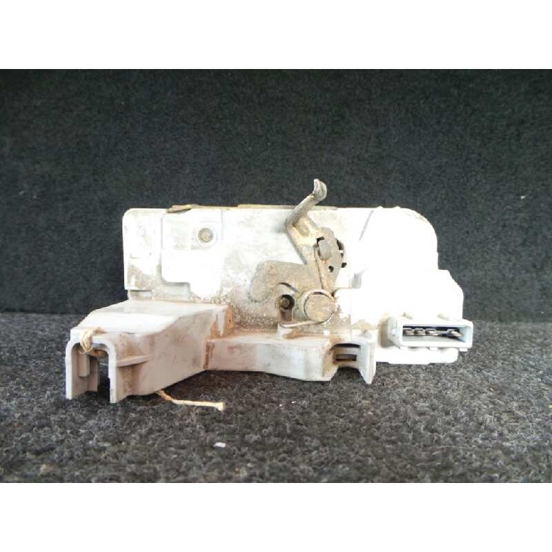 Recambio de cerradura puerta trasera derecha para peugeot 307 (s1) 1.4 16v cat (kfu / et3j4) referencia OEM IAM 9138C0  