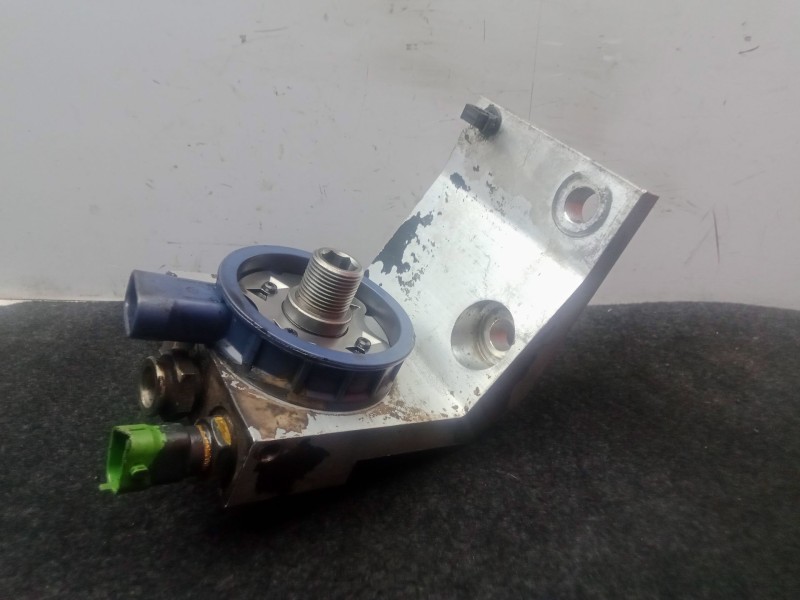 Recambio de soporte filtro gasoil para iveco eurocargo 100e18 e5 referencia OEM IAM NO TIENE  