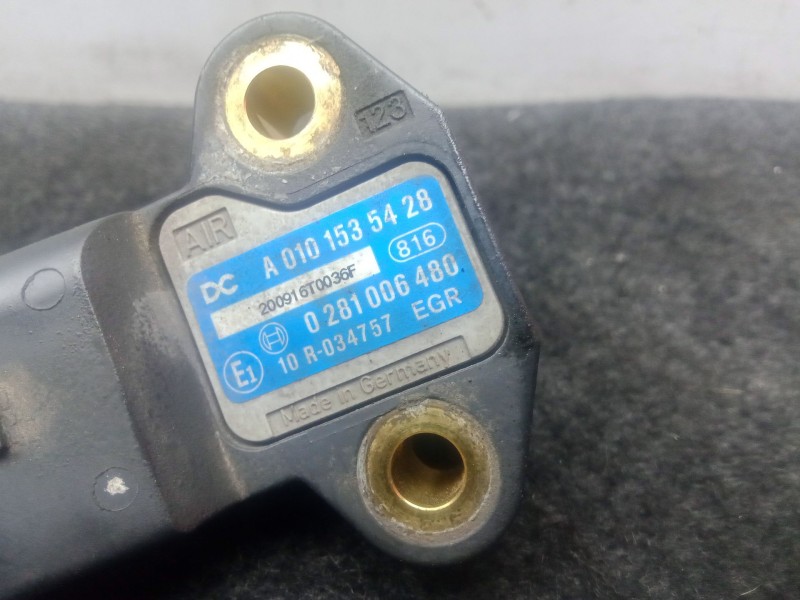 Recambio de sensor presion para mercedes-benz atego 1321 ls 4x2 referencia OEM IAM A0101535428 - 0281006480  BOSCH