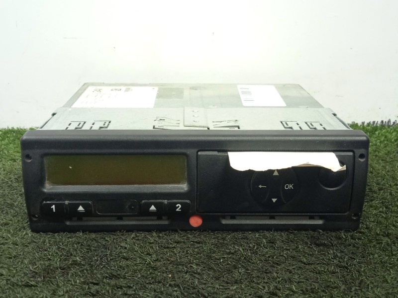 Recambio de tacografo para nissan atleon tk3.95 (80.19) referencia OEM IAM 25096LA30A - 1381108000005 SIEMENS 24V