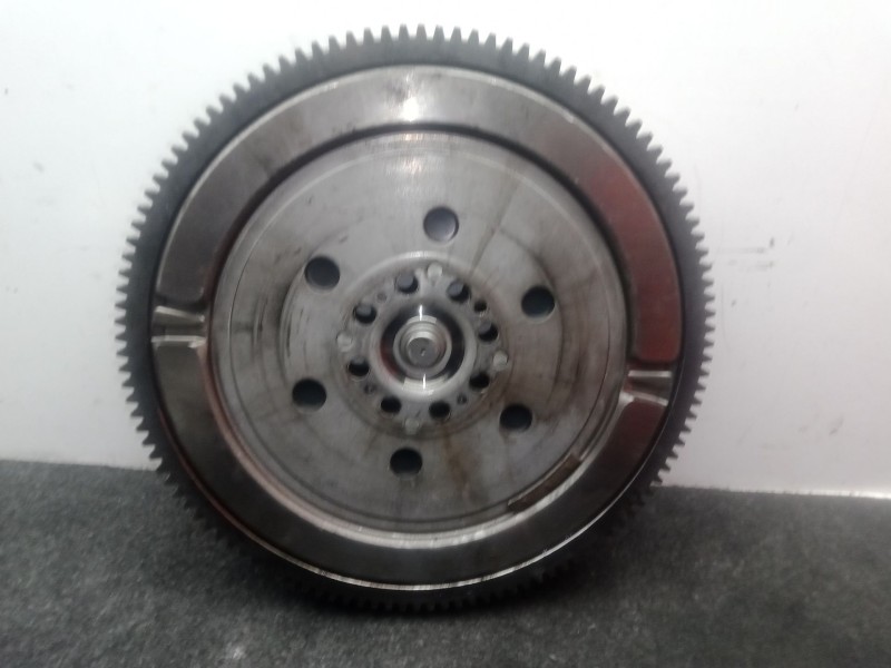 Recambio de volante motor para audi a4 b6 (8e2) 2.5 tdi quattro referencia OEM IAM 415014510  