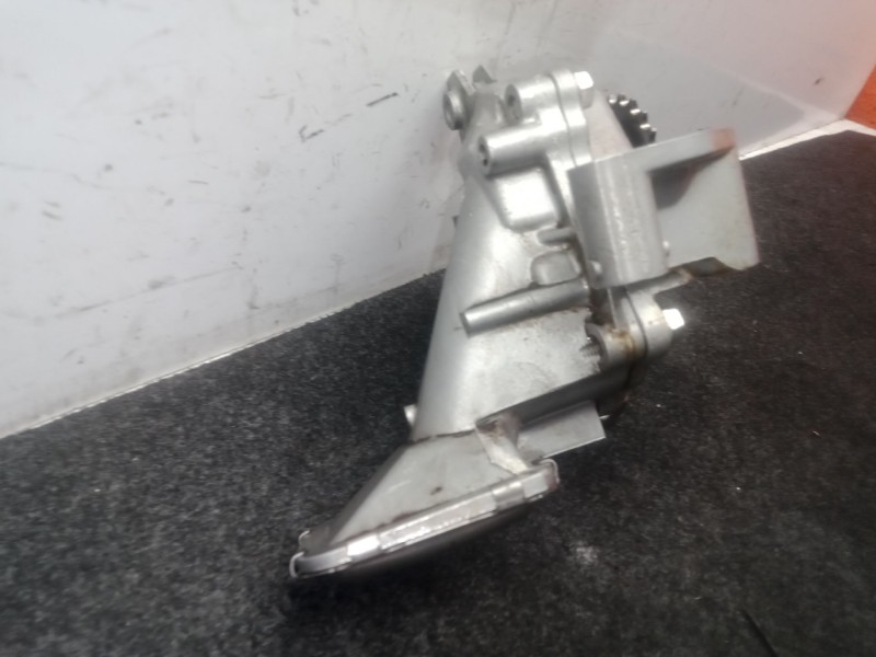 Recambio de bomba aceite para toyota prius (nhw30) 1.8 16v cat referencia OEM IAM 37040  