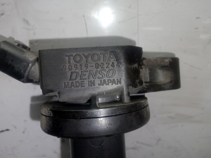Recambio de bobina encendido para toyota avensis verso (m20) 2.0 16v vvt-i referencia OEM IAM 9091902244  DENSO