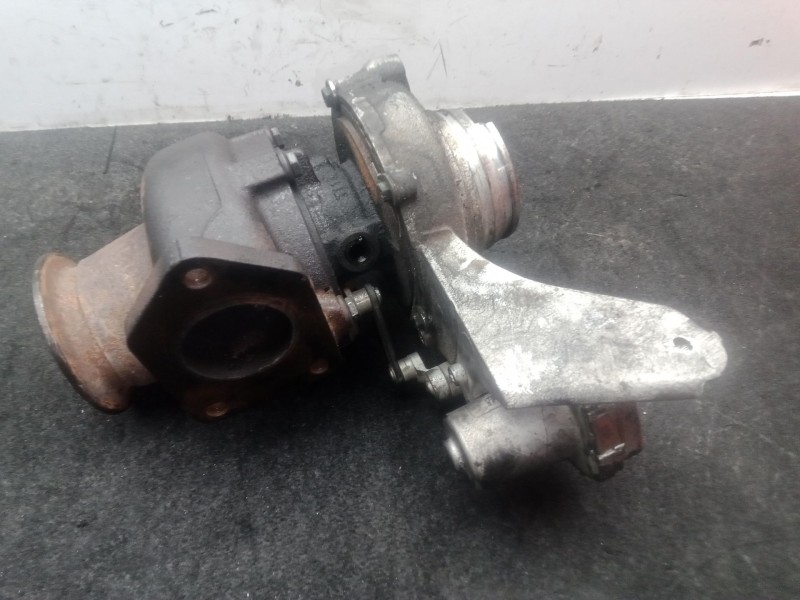 Recambio de casco turbocompresor para bmw 1 (f20) 116 d referencia OEM IAM 851820402 - RHV4T39  IHI