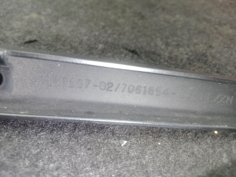 Recambio de brazo limpia trasero para bmw 1 (e87) 120 d referencia OEM IAM 713850702 - 706185406  