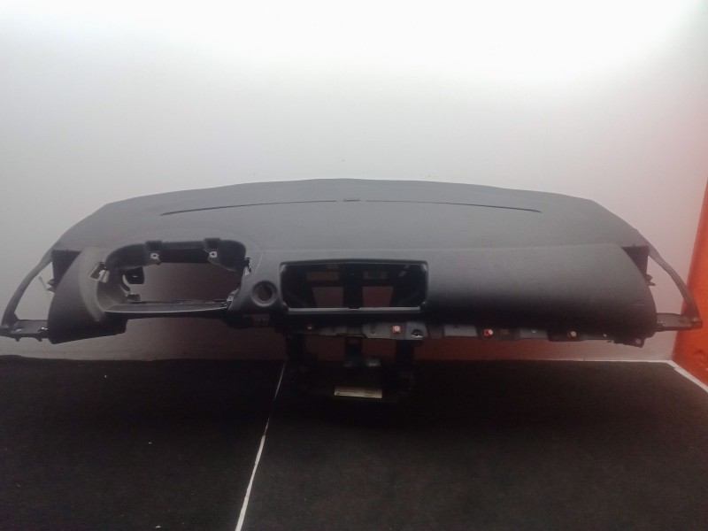 Recambio de salpicadero para bmw 1 (e87) 120 d referencia OEM IAM 75064014 - 9260731 - P010117452  FAURECIA