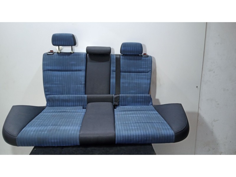 Recambio de asientos traseros para bmw 1 (e87) 120 d referencia OEM IAM   