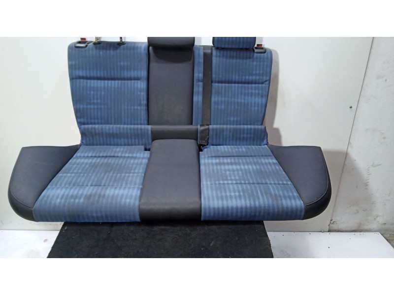 Recambio de asientos traseros para bmw 1 (e87) 120 d referencia OEM IAM   