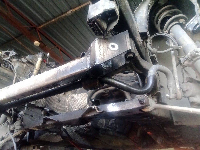 Recambio de puente delantero para bmw 1 (e87) 120 d referencia OEM IAM   