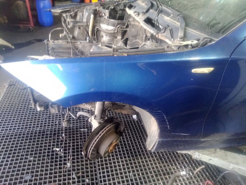 Recambio de aleta delantera izquierda para bmw 1 (e87) 120 d referencia OEM IAM   