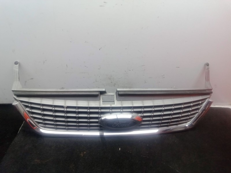 Recambio de rejilla delantera para ford mondeo iv (ba7) 1.8 tdci referencia OEM IAM 7S718200A  