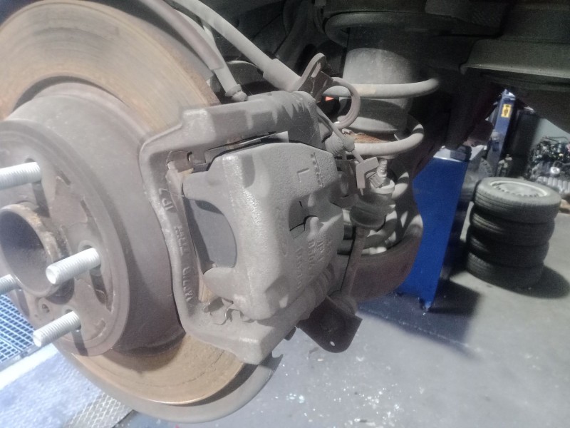 Recambio de pinza freno trasera izquierda para ford mondeo iv (ba7) 1.8 tdci referencia OEM IAM   
