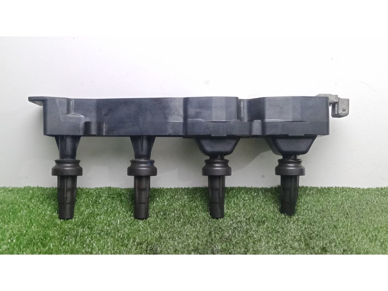 Recambio de bobina encendido para citroën c3 pluriel (hb_) 1.6 referencia OEM IAM 963633788- 2526482 VALEO 
