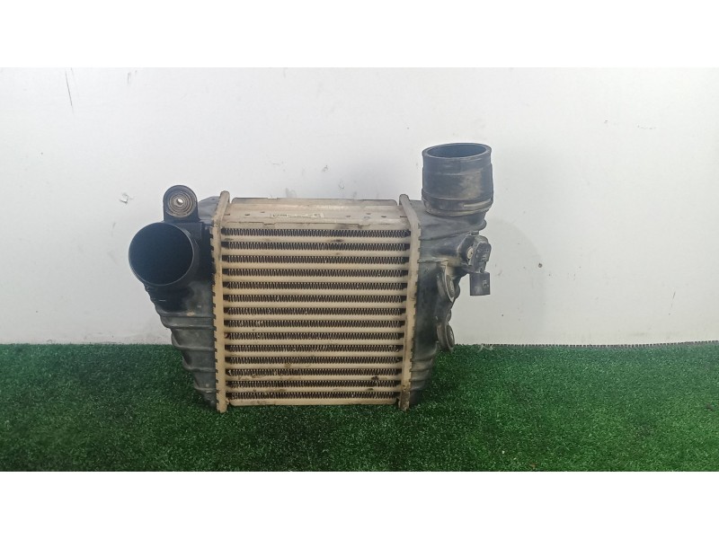 Recambio de intercooler para seat leon (1m1) 1.9 tdi referencia OEM IAM 1J0145803F - IA1070862328X VALEO 260X210X40