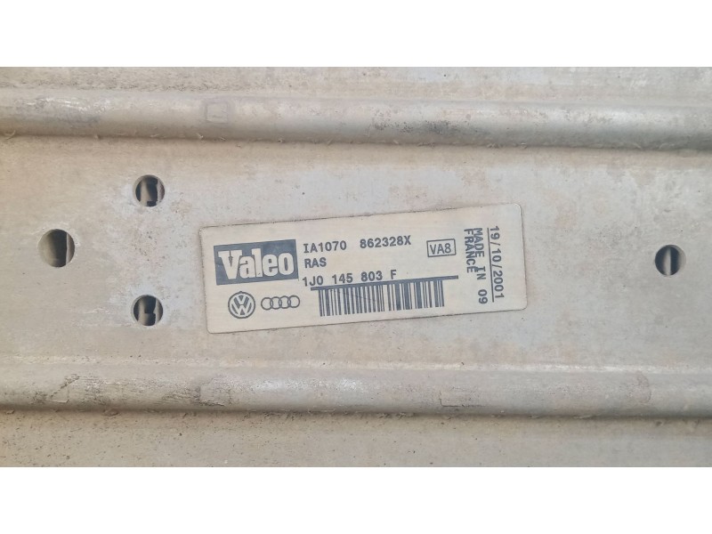 Recambio de intercooler para seat leon (1m1) 1.9 tdi referencia OEM IAM 1J0145803F - IA1070862328X VALEO 260X210X40
