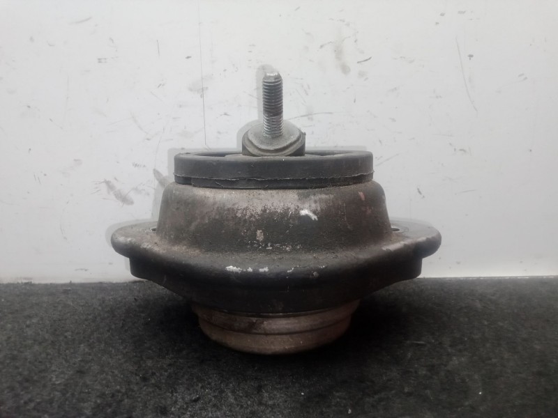 Recambio de soporte motor derecho para bmw x5 (e53) 3.0 i referencia OEM IAM 109699601  