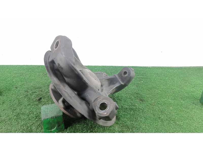 Recambio de mangueta delantera izquierda para iveco daily vi furgoneta 33s15, 35s15, 35c15 referencia OEM IAM SIN REFERENCIA  6X