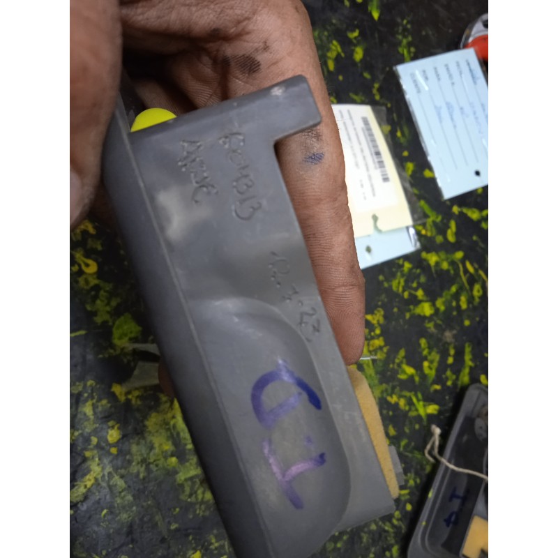 Recambio de maneta interior delantera izquierda para opel monterey 3.0 dti cat referencia OEM IAM   