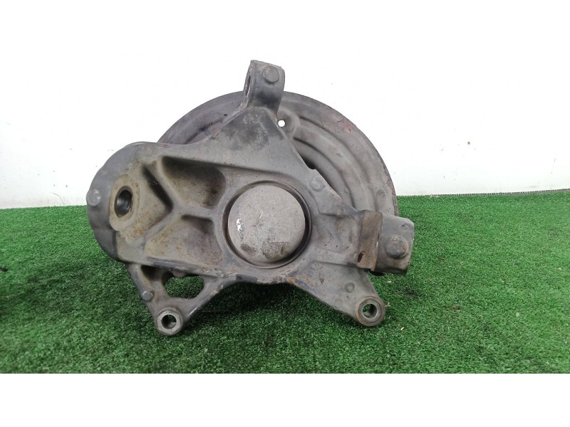 Recambio de mangueta delantera derecha para iveco daily vi furgoneta 33s15, 35s15, 35c15 referencia OEM IAM SIN REFERENCIA  6X15