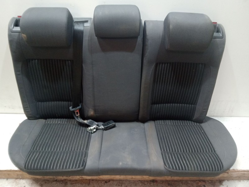 Recambio de asientos traseros para volkswagen golf v (1k1) 1.9 tdi referencia OEM IAM  NEGRO/GRIS 