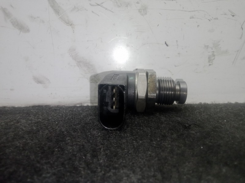 Recambio de sensor presion para bmw 3 compact (e46) 320 td referencia OEM IAM 0281002497 3 PINES 