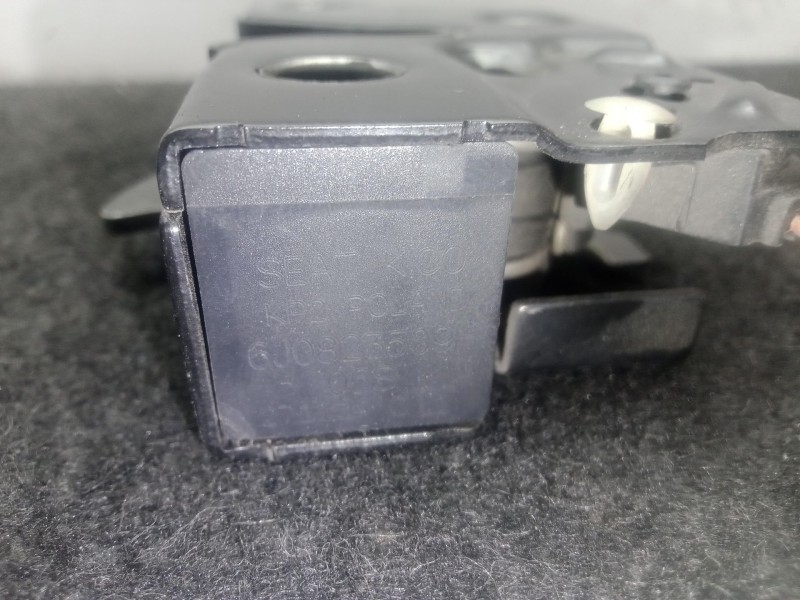 Recambio de cerradura capot para seat ibiza iv (6j5, 6p1) 1.2 tdi referencia OEM IAM 6J0823509H  