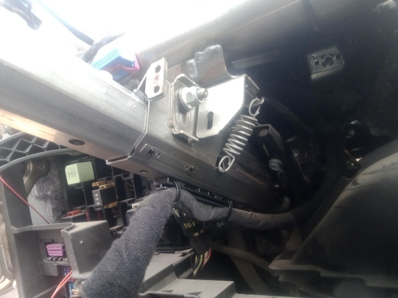 Recambio de columna direccion para seat ibiza iv (6j5, 6p1) 1.2 tdi referencia OEM IAM   