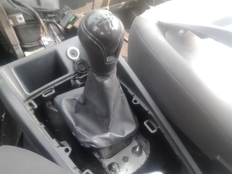 Recambio de palanca cambio para seat ibiza iv (6j5, 6p1) 1.2 tdi referencia OEM IAM   