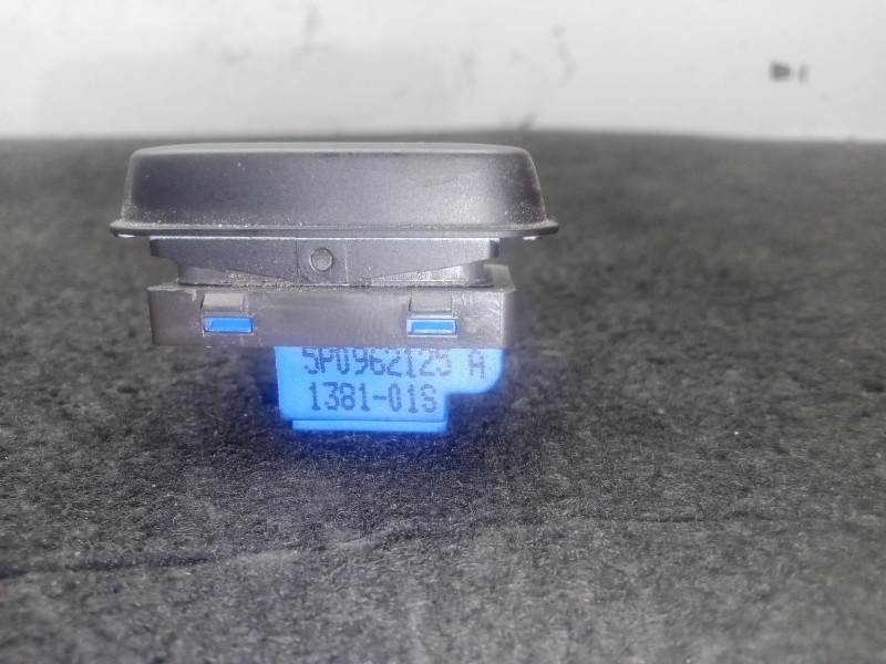 Recambio de mando cierre centralizado para seat altea xl (5p5, 5p8) 1.6 tdi referencia OEM IAM 5P0962125A  