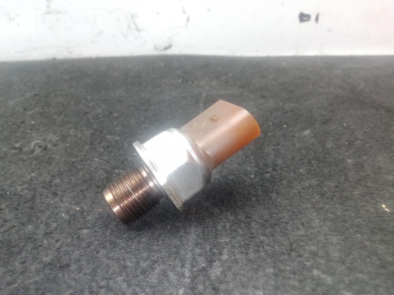 Recambio de sensor presion para seat altea xl (5p5, 5p8) 1.6 tdi referencia OEM IAM 03L906051  