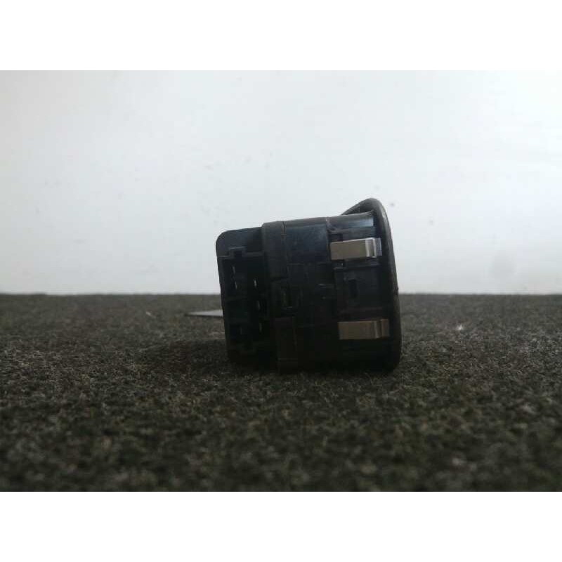 Recambio de mando elevalunas delantero izquierdo para peugeot 206 berlina 1.4 referencia OEM IAM   