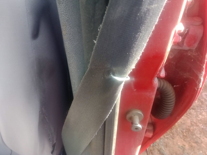 Recambio de cinturon seguridad delantero izquierdo para dacia sandero 1.5 dci diesel cat referencia OEM IAM mo  