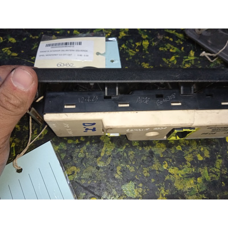 Recambio de maneta interior delantera izquierda para opel monterey 3.0 dti cat referencia OEM IAM   
