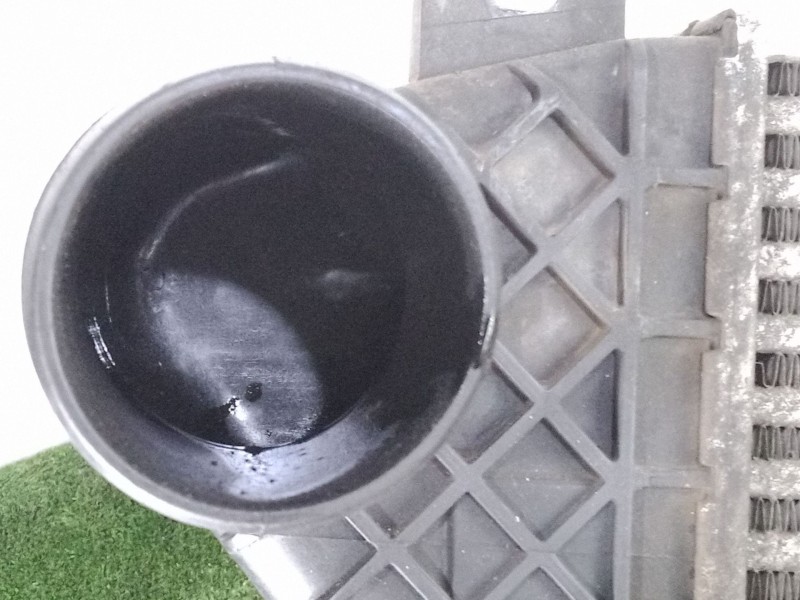 Recambio de intercooler para jeep cherokee (kk) 2.8 crd 4x4 referencia OEM IAM 988930W - 16454 - 3097B  ALUMINIO - L470X420X35