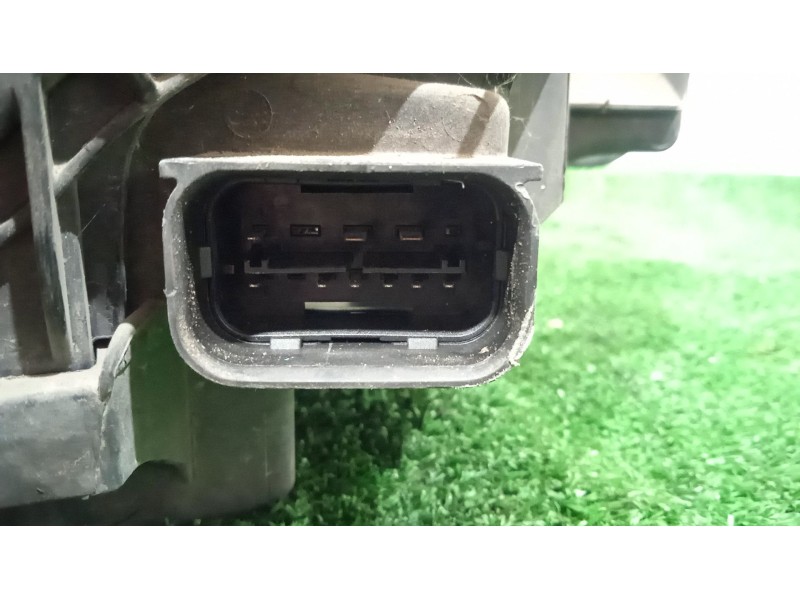 Recambio de faro derecho para bmw 1 (e87) 118 d referencia OEM IAM   