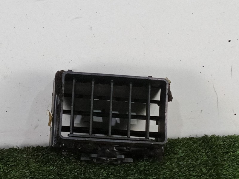Recambio de rejilla aireadora para jeep cherokee (kk) 2.8 crd 4x4 referencia OEM IAM   
