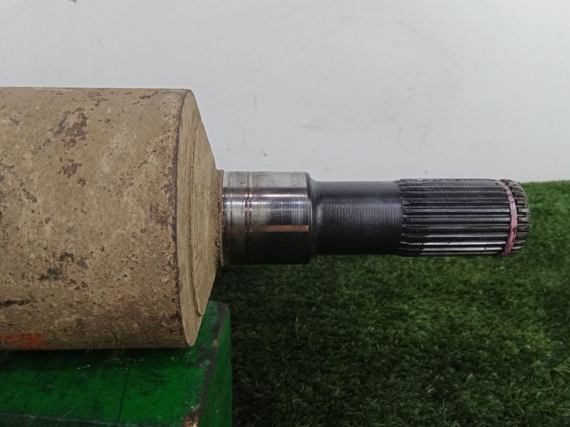 Recambio de transmision delantera izquierda para jeep cherokee (kk) 2.8 crd 4x4 referencia OEM IAM SIN REFERENCIA  L690MM