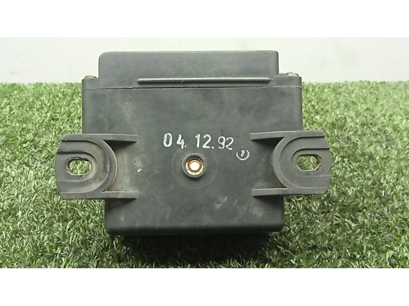 Recambio de caja precalentamiento para mercedes-benz clase e (w124) berlina 3.0 turbodiesel cat referencia OEM IAM 0075451632  