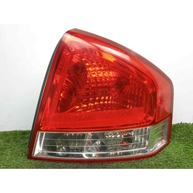 Recambio de piloto trasero derecho para kia cerato 1.6 crdi referencia OEM IAM SINREFERENCIA 07-09 4.PUERTAS