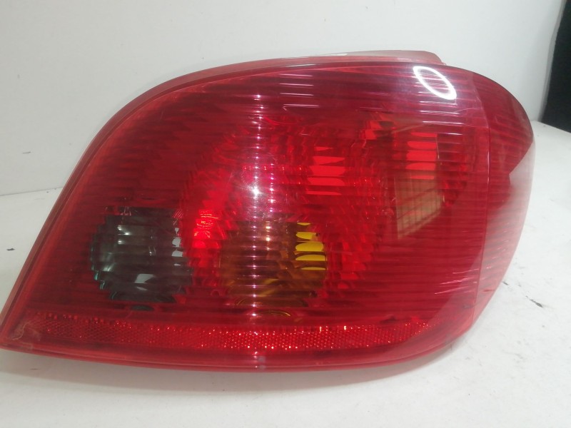 Recambio de piloto trasero derecho para peugeot 307 (3a/c) 2.0 hdi 90 referencia OEM IAM   