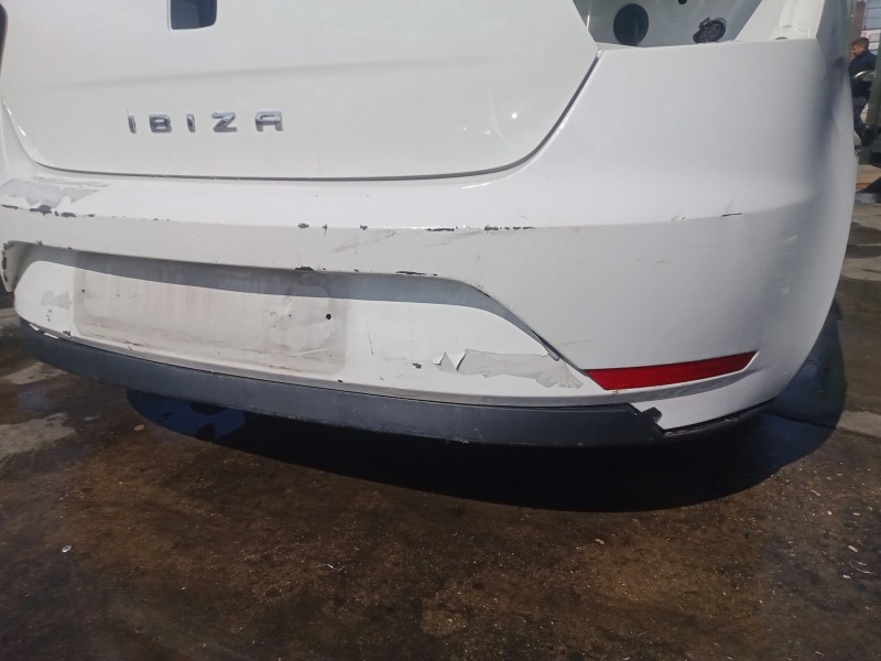 Recambio de paragolpes trasero para seat ibiza (6j5) 1.2 tdi referencia OEM IAM  PARA PINTAR, PINTURA LEVANTADA 