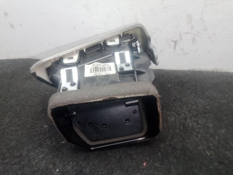 Recambio de aireador delantero izquierdo para nissan qashqai ii (j11, j11_) 1.5 dci referencia OEM IAM 68761HV00A  