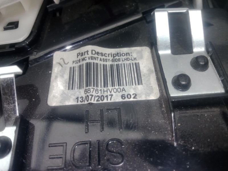Recambio de aireador delantero izquierdo para nissan qashqai ii (j11, j11_) 1.5 dci referencia OEM IAM 68761HV00A  