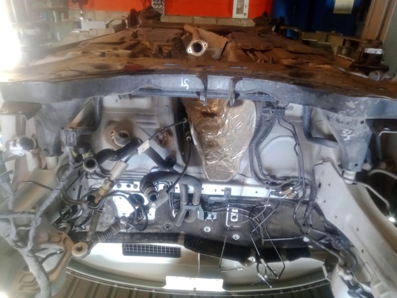 Recambio de puente delantero para nissan qashqai ii (j11, j11_) 1.5 dci referencia OEM IAM   