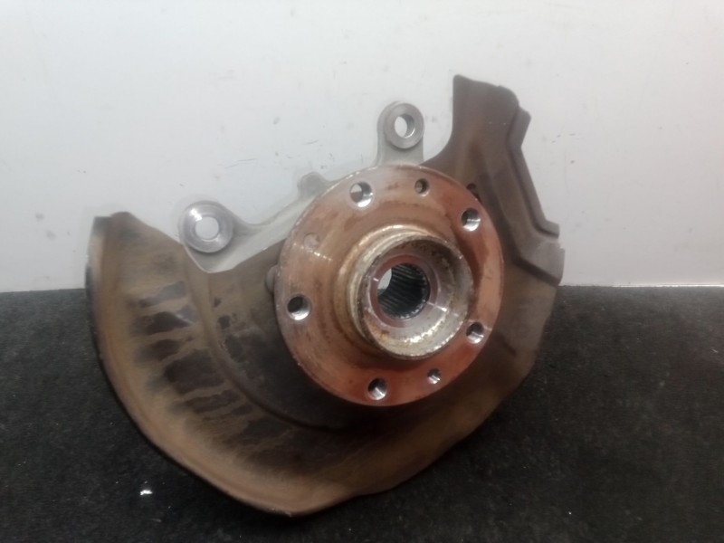 Recambio de mangueta delantera derecha para nissan qashqai ii (j11, j11_) 1.5 dci referencia OEM IAM .  