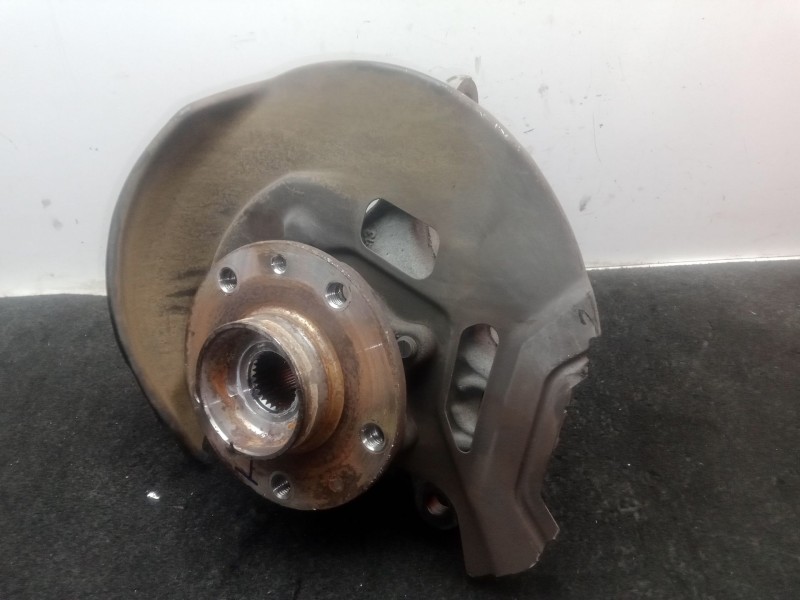 Recambio de mangueta delantera izquierda para nissan qashqai ii (j11, j11_) 1.5 dci referencia OEM IAM .  