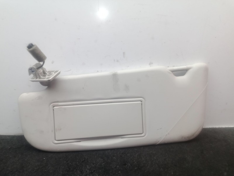 Recambio de parasol izquierdo para nissan qashqai ii (j11, j11_) 1.5 dci referencia OEM IAM .  BEIGE