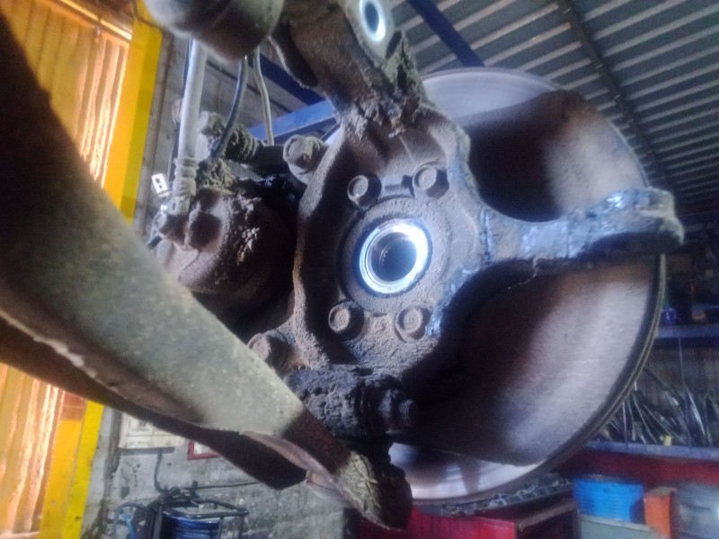 Recambio de mangueta delantera derecha para nissan qashqai i (j10, nj10) 2.0 dci referencia OEM IAM   